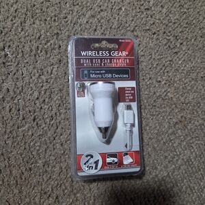 White Dual USB Car Charger